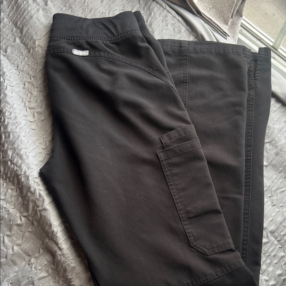 Figs women’s kade back Pants size xs